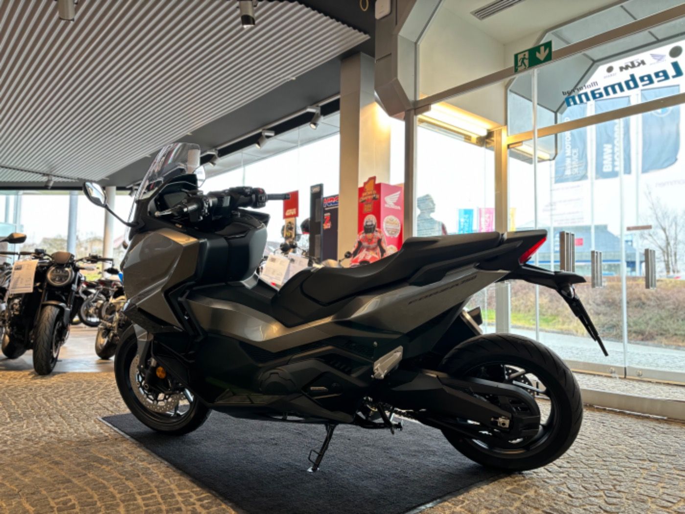 Fahrzeugabbildung Honda Forza 750 NSS 750 2025