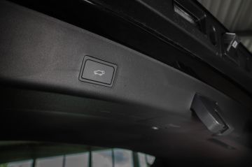 Bild 12 BAIC Beijing X75 AHK M&S Klimaauto. Pano USB