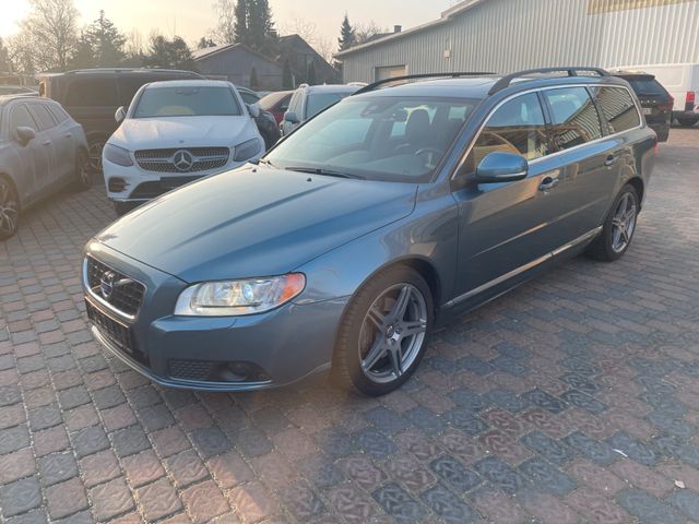 Volvo V70 D4 Kombi Edition PRO NAVI, PDC, Shz