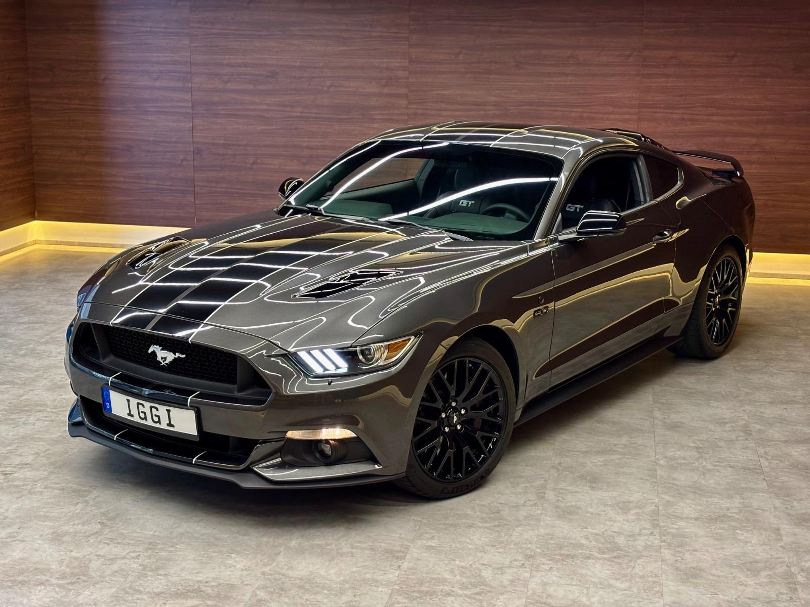 Ford Mustang 5.0 Ti-VCT V8 GT Alcantara R19 Brembo