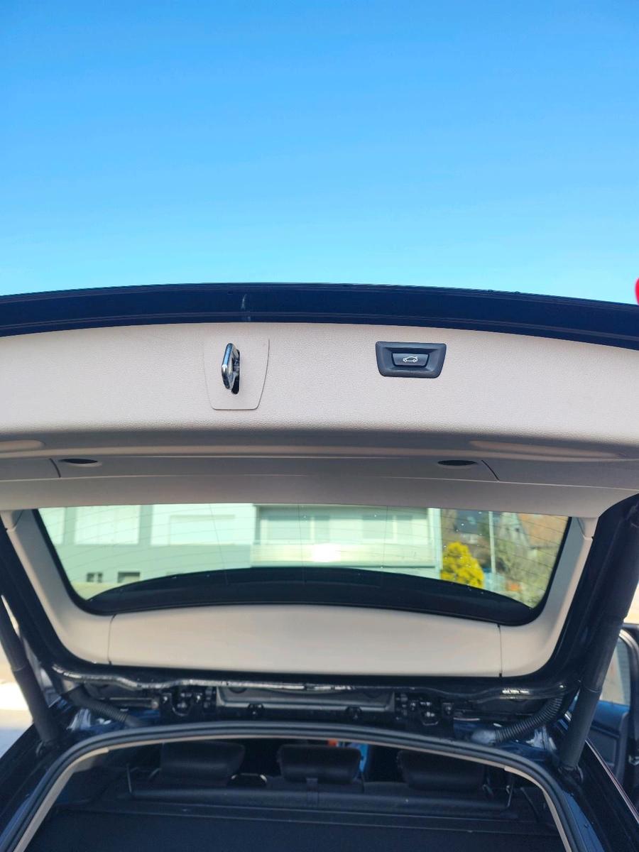 BMW 318 2015 — engine 190 HP (140kW)