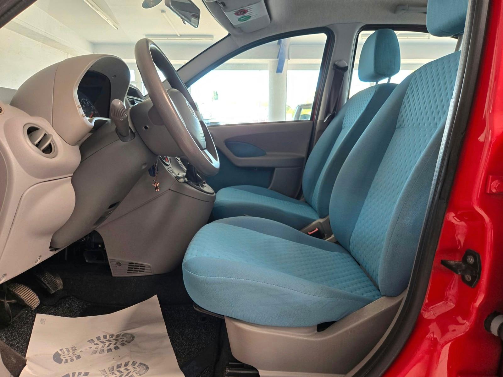 Fiat New Panda 1.2 8V Emotion