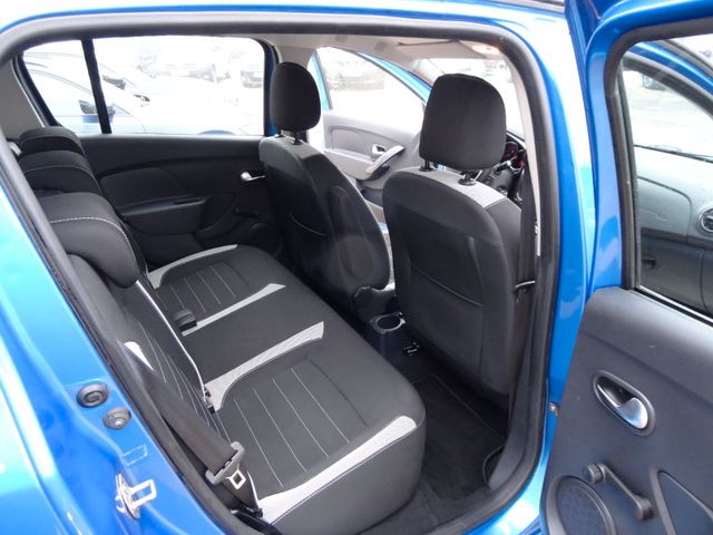 Fahrzeugabbildung Dacia Sandero II Stepway Prestige/1.Hd/Navi/PDC/87TKM/