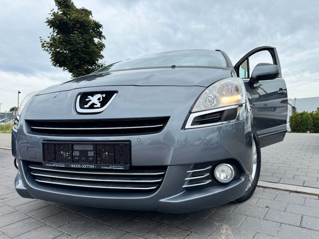 Peugeot 5008 Allure*2.HAND*NAVI*PANORAMA*ALU*PDC