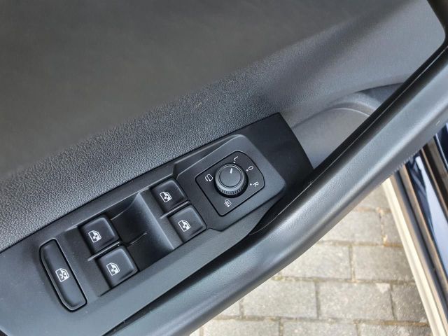 Taigo Life 1.0 TSI DSG IQ.Drive Bluetooth Navi