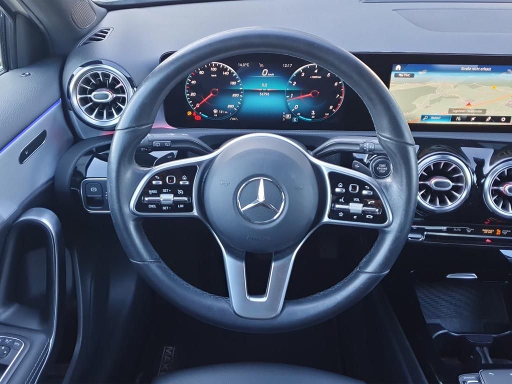 Fahrzeugabbildung Mercedes-Benz A 180 Progressive (EURO 6d) Night Paket*LED*PDC
