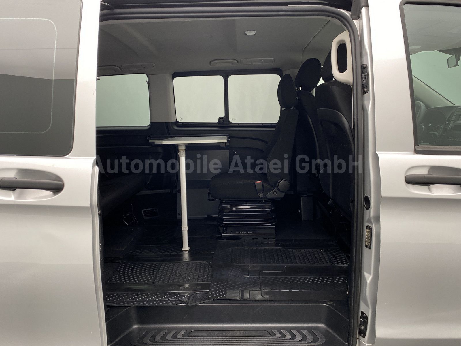 Fahrzeugabbildung Mercedes-Benz Vito Tourer Extralang 116 Aut. *2x KLIMA* (5248)