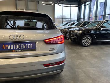 Audi Q3 design quattro *BI-XENON*PDC*NAVI*SHZ*MFL*LED