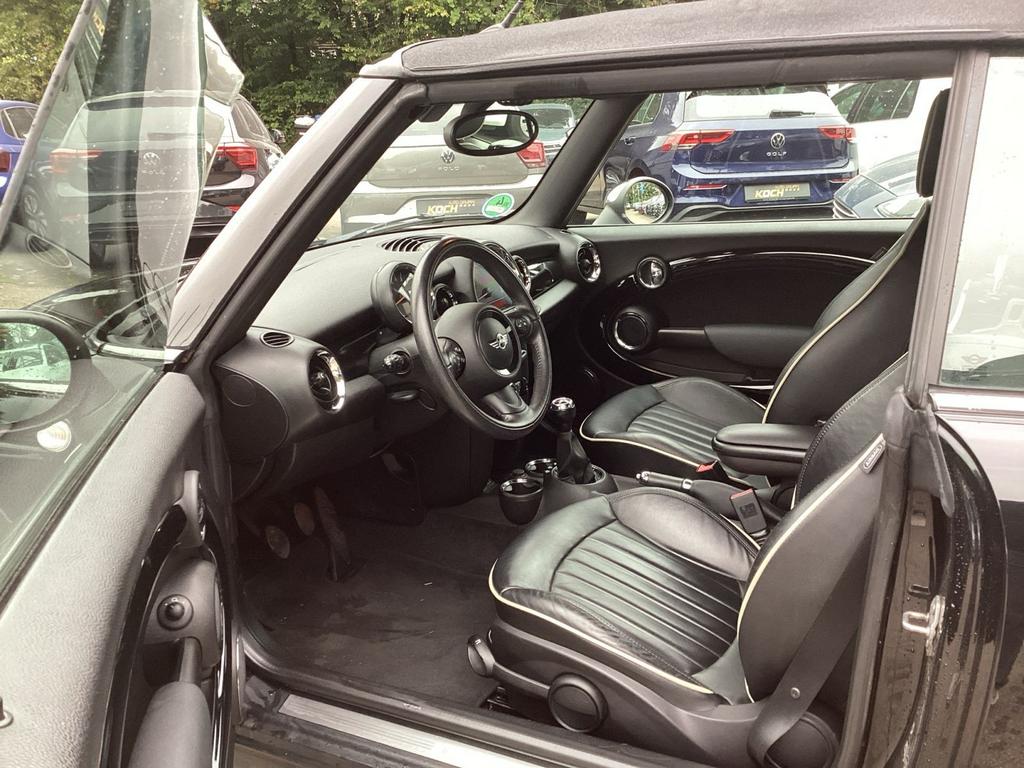 MINI Cooper Cabrio