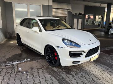 Porsche Cayenne - 3