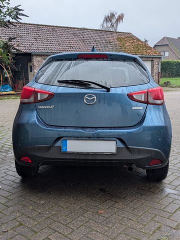 MAZDA 2