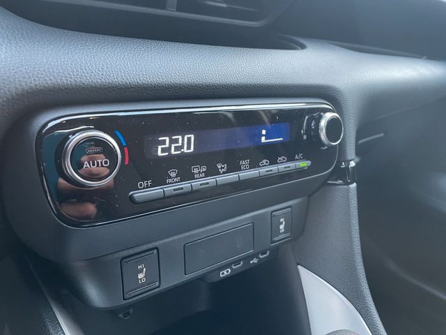 Toyota Yaris 1.5 Hybrid Business Edition *ACC*LHZ*SHZ*