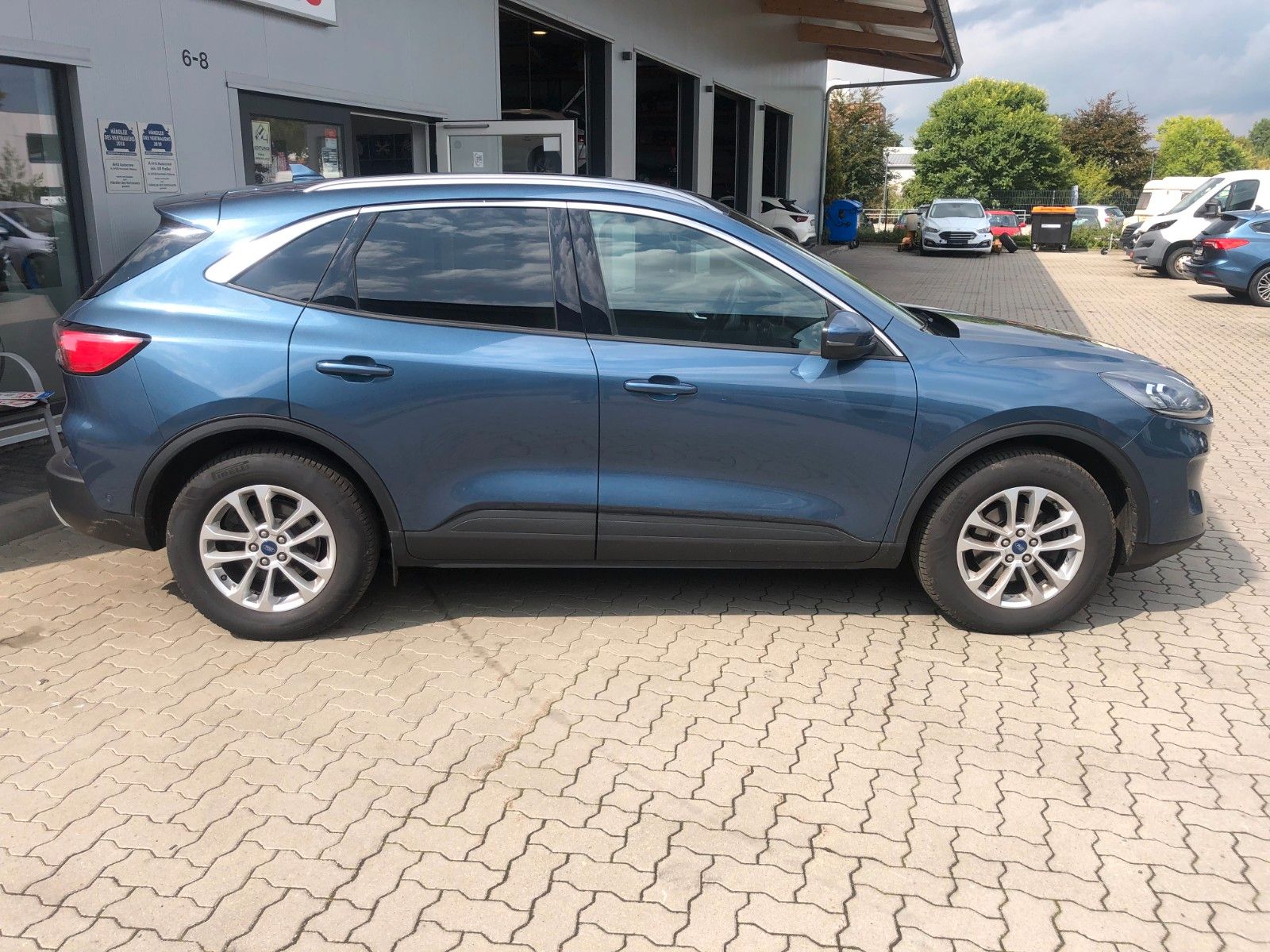 Fahrzeugabbildung Ford Kuga Titanium X
