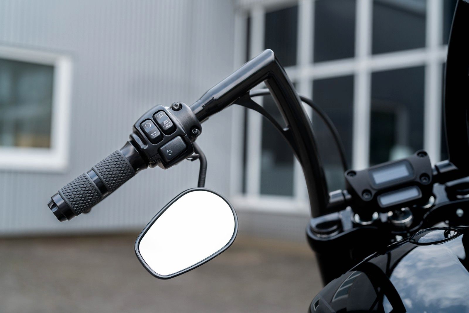 Fahrzeugabbildung Harley-Davidson FXBB STREET BOB SOFTAIL - MCJ - BIG SPOKE -
