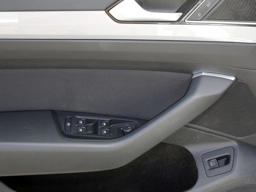 Volkswagen Passat 2.0 TDI DSG Business 16"AHK NAVI, миниатюра 16