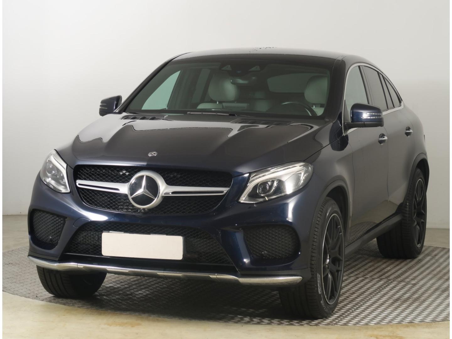 Mercedes-Benz GLE 350 d Coupe 4Matic AMG Line Airmatic+Distr-