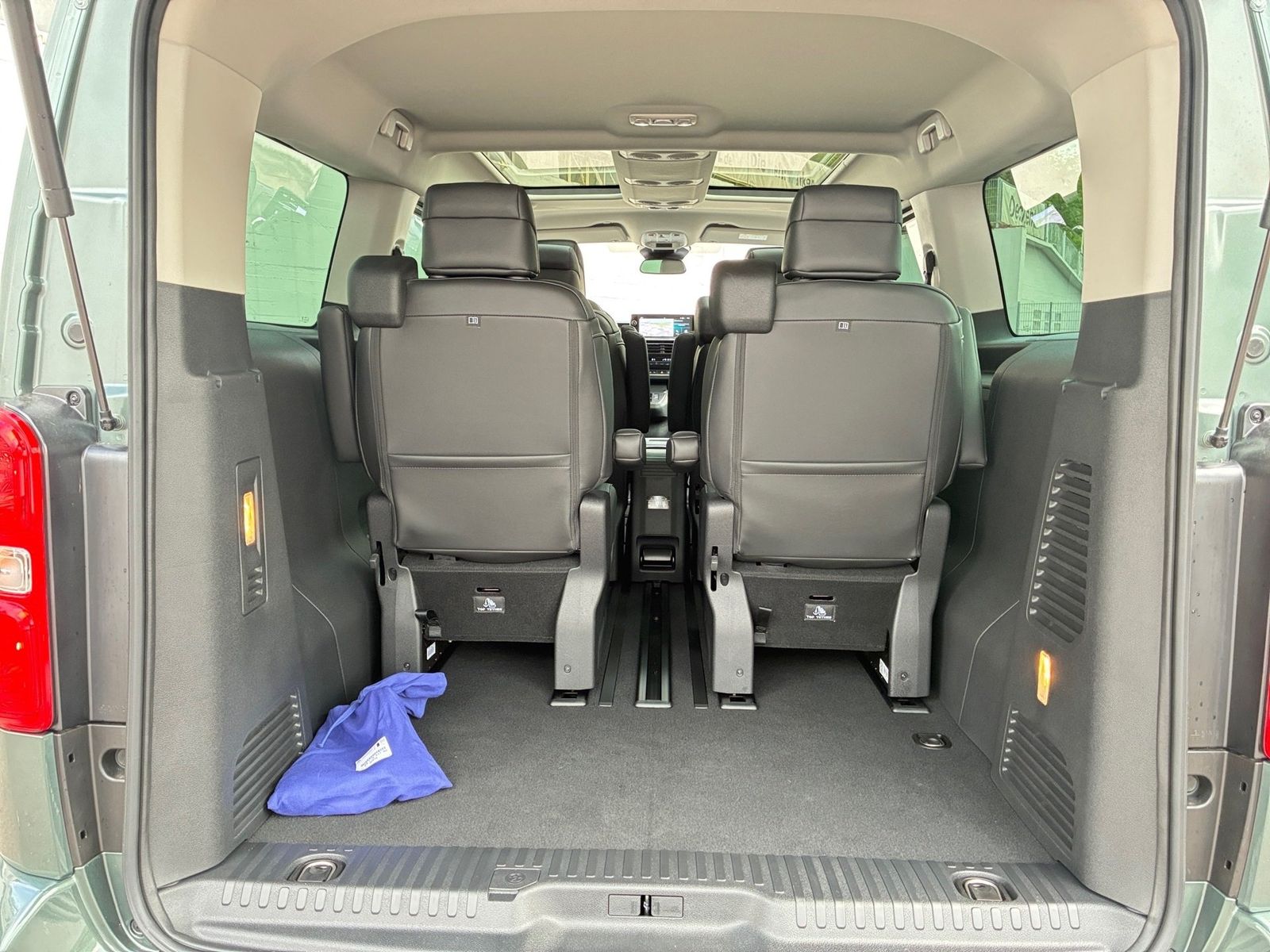 Fahrzeugabbildung Opel Zafira Life 2.2 GS XL AHK,Kamera,VIP,6-Sitzer