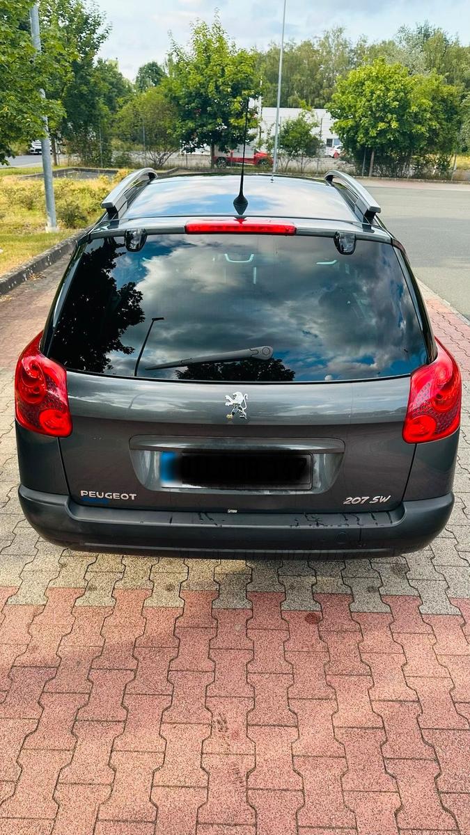 Peugeot 207 2010 — photo 5