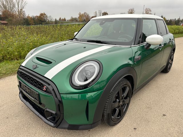 MINI Cooper S 5-trg. Classic Trim Aut./Navi/Leder/LED