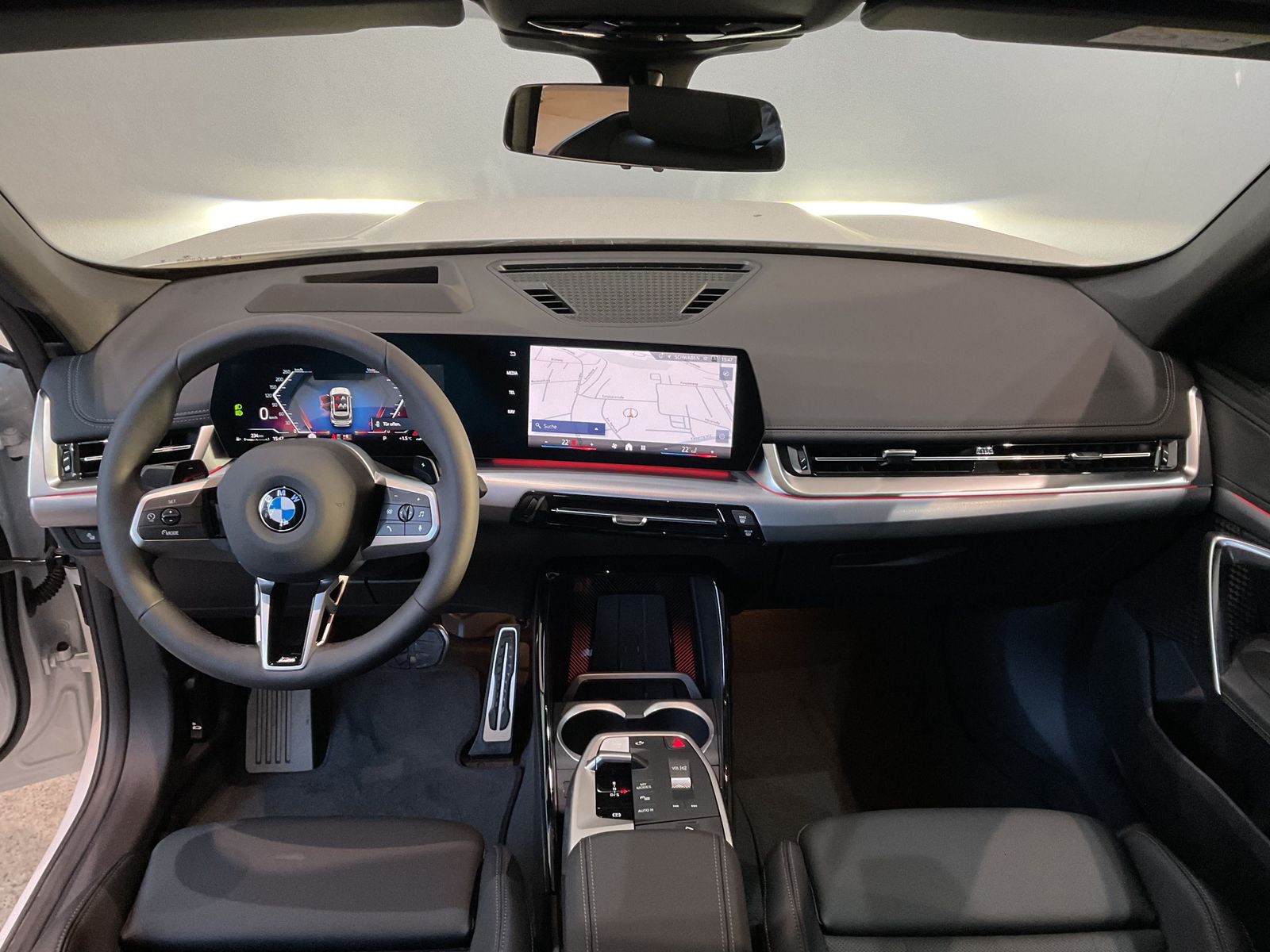 Fahrzeugabbildung BMW X1 sDrive20i 19" LMR, Lenkradheizung, AHK DAB