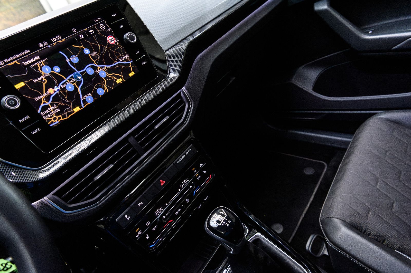 Fahrzeugabbildung Volkswagen T-Cross 1.0 TSI Goal +NAVI +LED