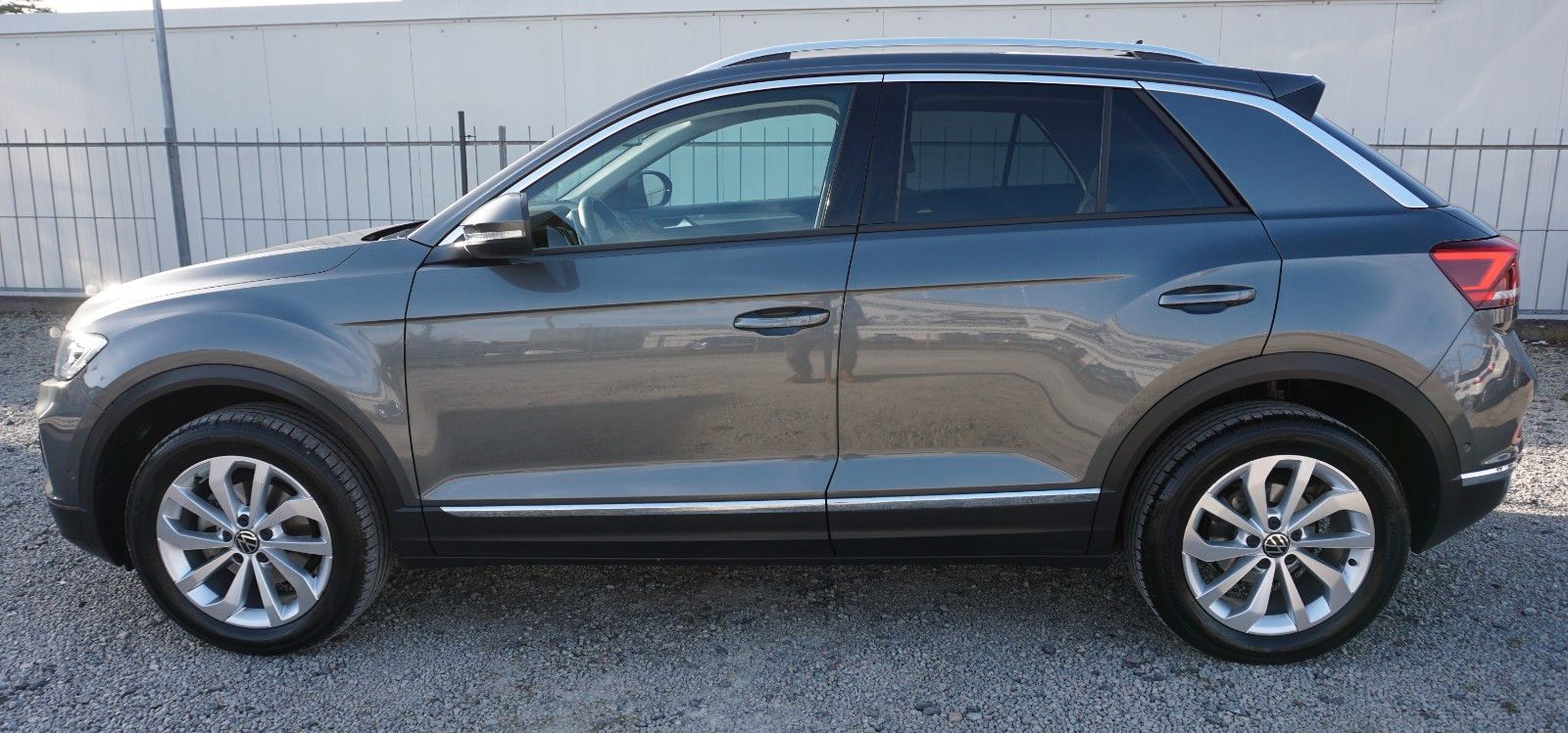 Fahrzeugabbildung Volkswagen T-Roc Style, Kamera, Navi, AHK, LED, IQ.Drive+WR