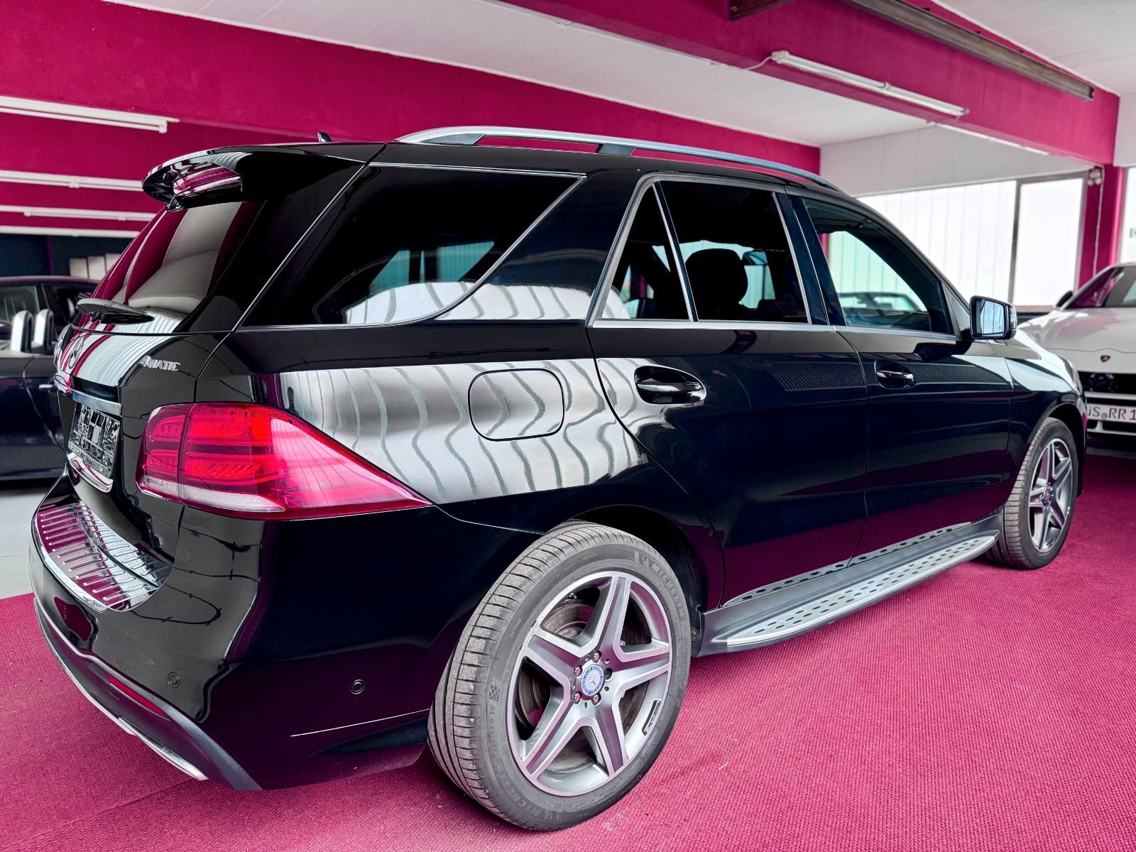 Mercedes-Benz GLE350d 3x AMG AHK 360°Airmatic 4Matic Comand 20
