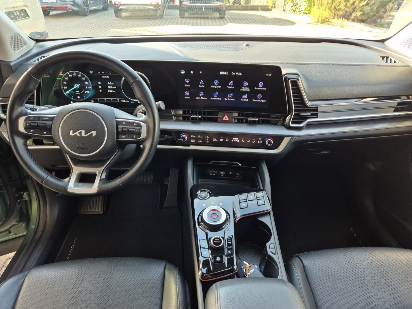 Fahrzeugabbildung Kia Sportage 1.6 PHEV Spirit AWD DIVE-PAKET | PANO