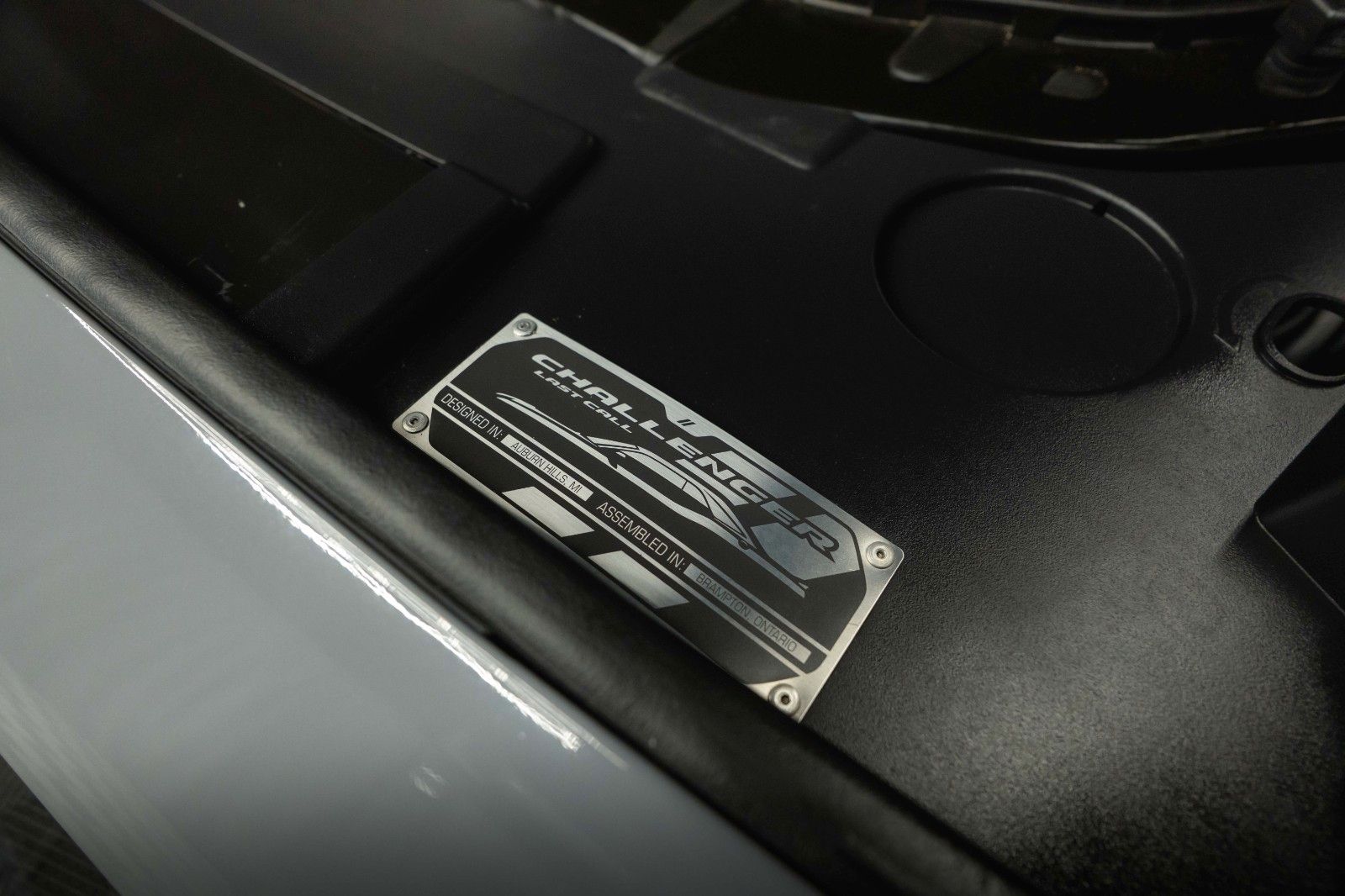 Fahrzeugabbildung Dodge Challenger 5.7 V8 R/T SRT Performance *LED*19%*