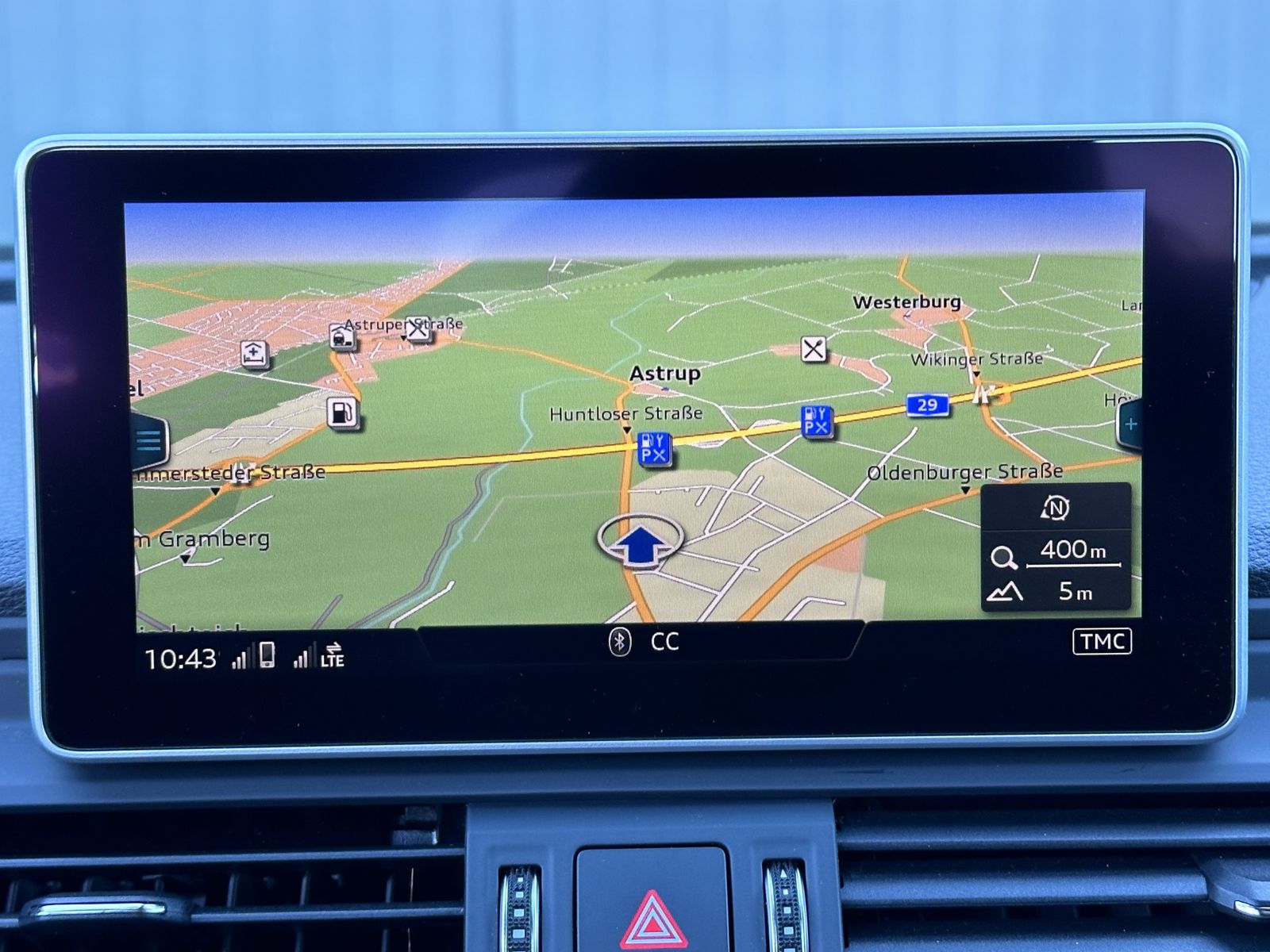 Fahrzeugabbildung Audi Q5 55 TFSI e Quattro S-Line NAV+LED+LUFTFEDERUNG