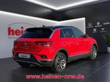 Volkswagen T-Roc 1.5 TSI Sport ACC+LED+NAVI+SHZ+PANO+STANDH - Volkswagen T-Roc mit Benzin-Antrieb: Automatik