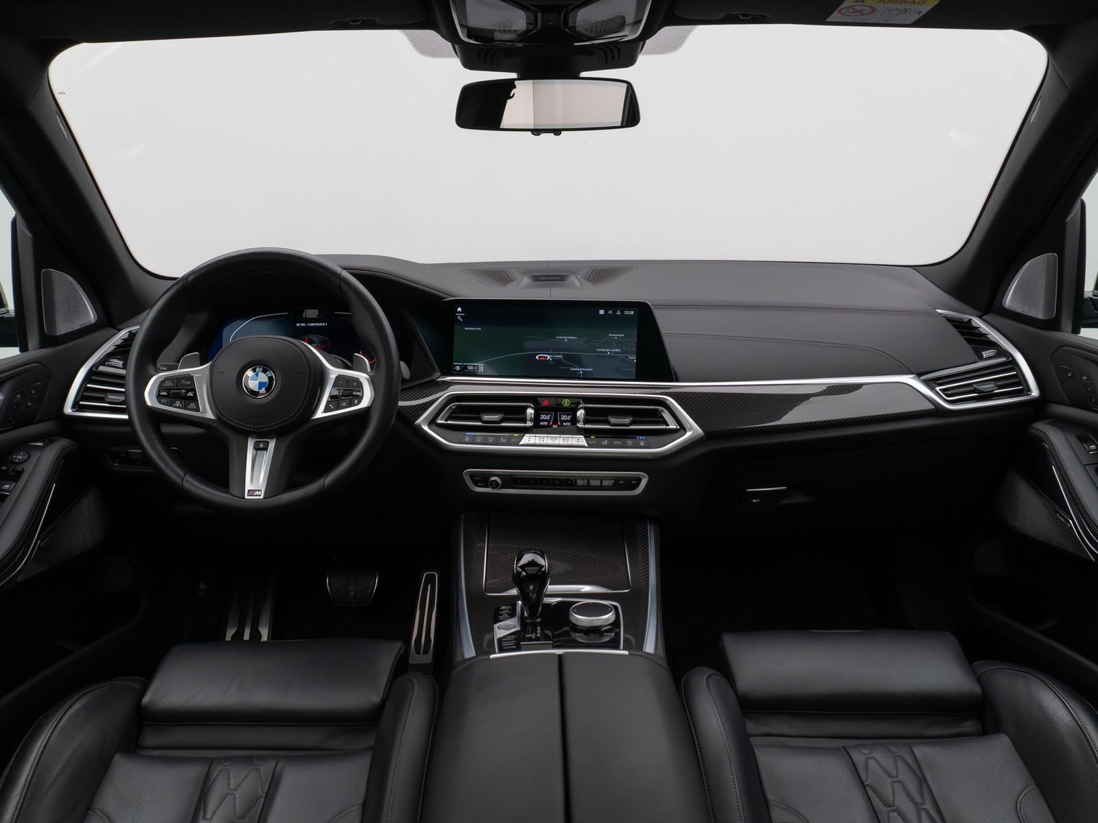 Fahrzeugabbildung BMW X5 M50i Panorama 360°Laser HUD DAB B&W Massage