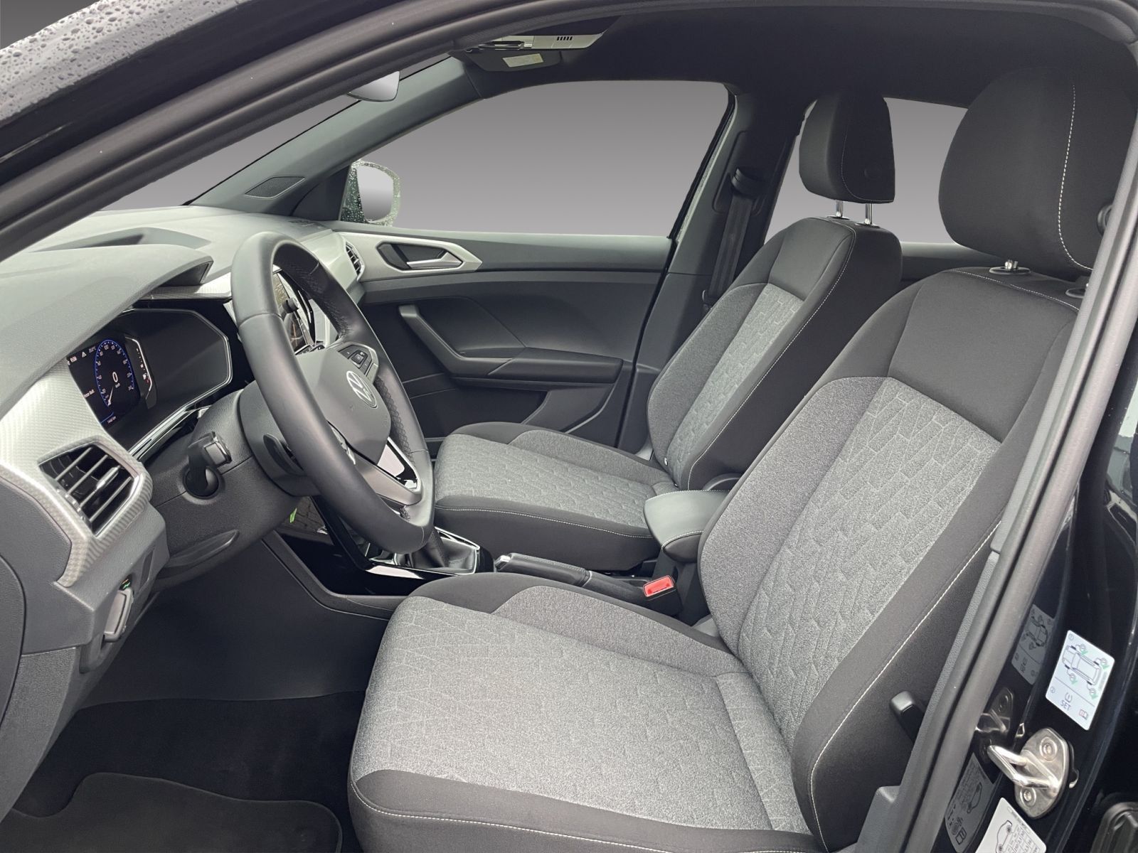 Volkswagen T-Cross - Bild 13