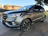 Ford Kuga 1.5 TDCI 120 st line automatica - Ford Kuga mit Diesel-Antrieb: Kombi, Automatik