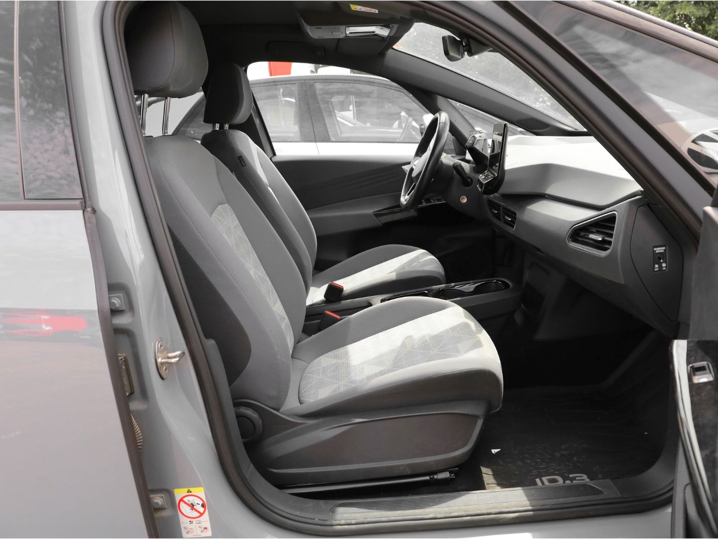 Volkswagen ID.3 110 kW Pure Performance IQ.LIGHT PANORAMA N imagem 3