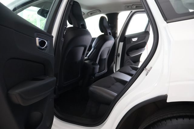 Volvo XC60 Momentum LED 360 Kamera CarPlay