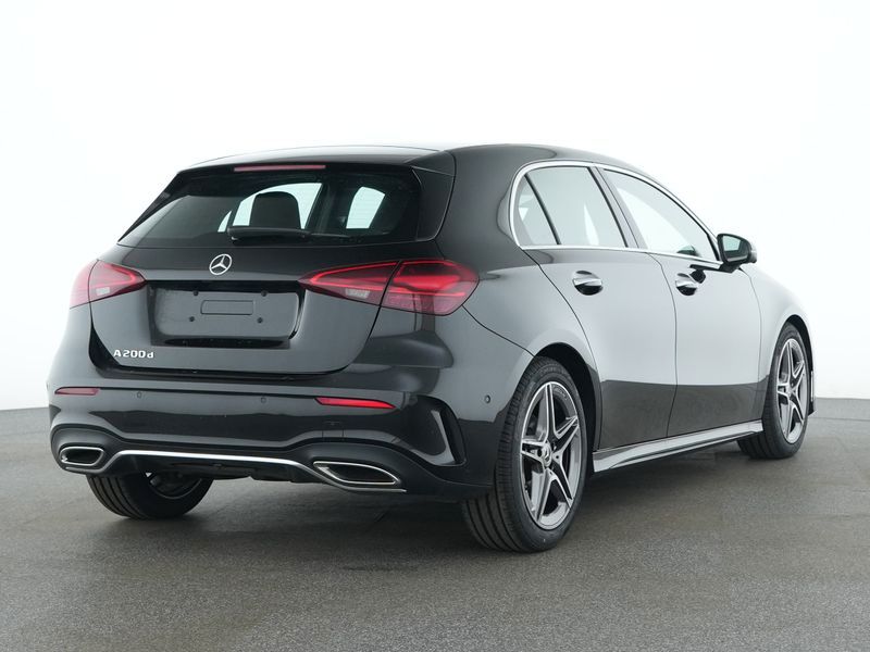 Fahrzeugabbildung Mercedes-Benz A 200 d AMG+AHK+PANO+MULTIB+360°+DISTR+LHZ+TOTW+