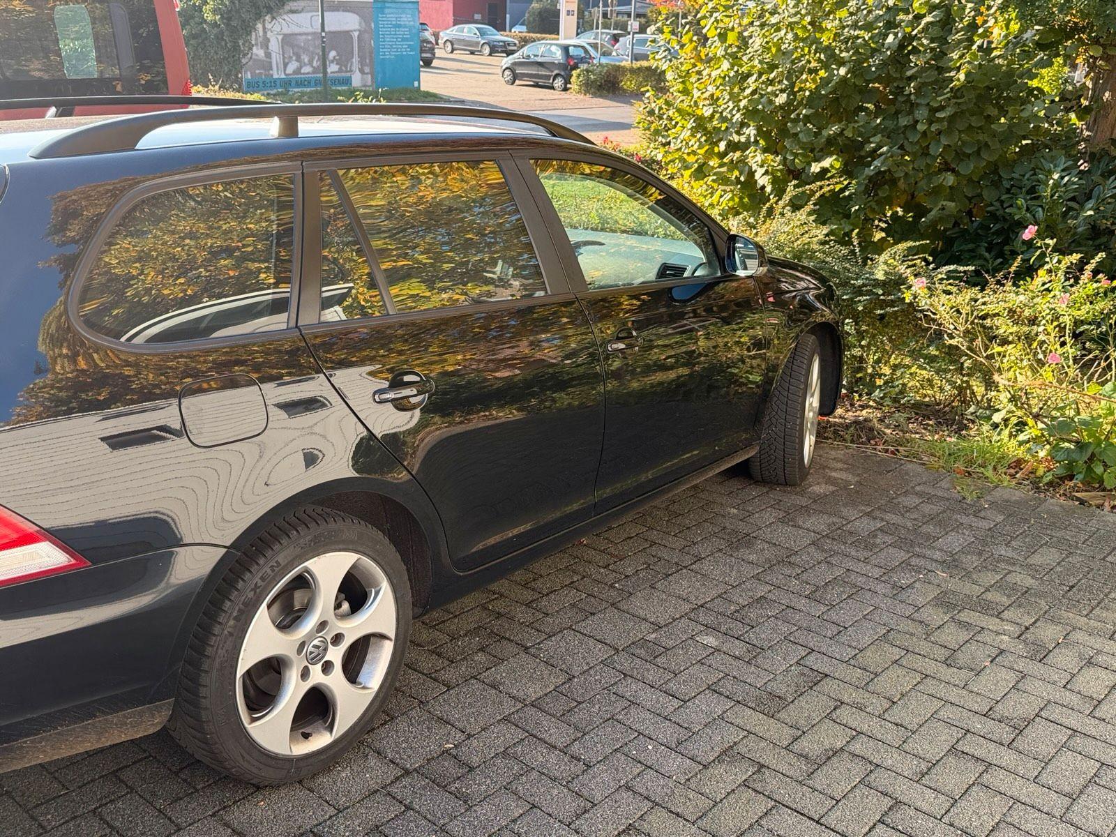 Volkswagen Golf 2008 — вигляд ззаду