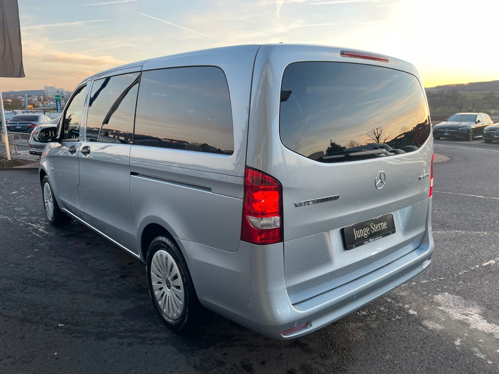 Fahrzeugabbildung Mercedes-Benz Vito 116 CDI Tourer 9G 2xKlima Kamera Navi