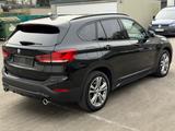 BMW X1 xDrive 20 d Sport Line TEMPO|AHK|LED - BMW X1: Allradantrieb
