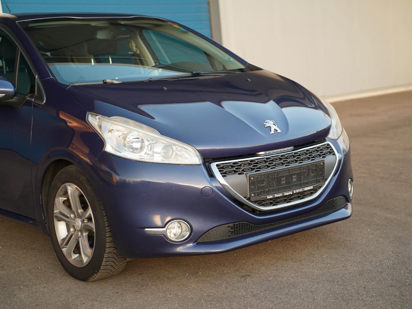 Peugeot 208 1.6 Intuitive 120 VTi// NR 9