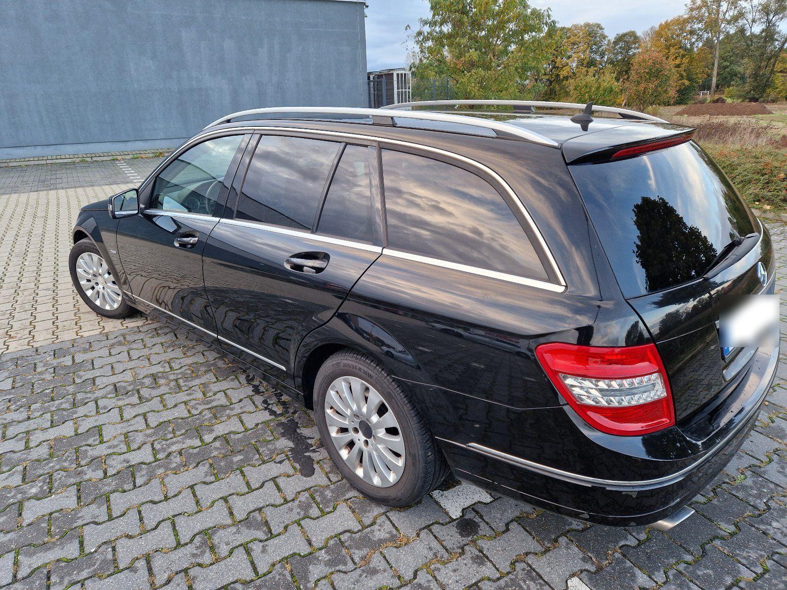 Mercedes-Benz C220 2008 — engine 170 HP (125kW)