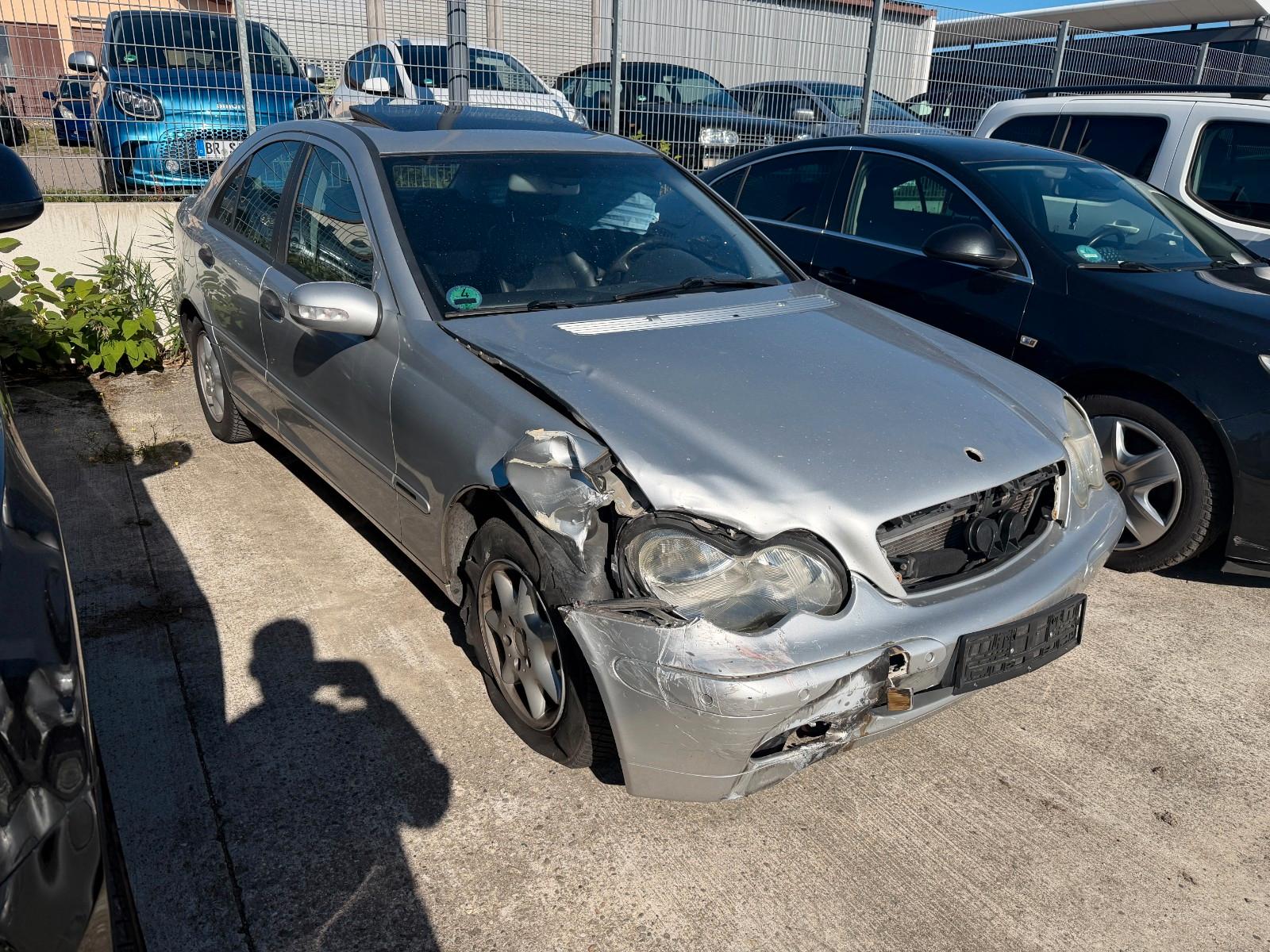 Mercedes-Benz C 200 KOMPRESSOR