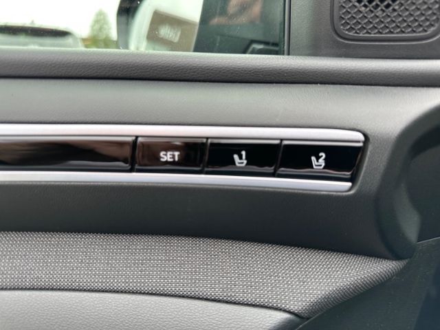 Fahrzeugabbildung Hyundai Tucson Prime Plug-In Hybrid 4WD +ESC+Leder+Digit