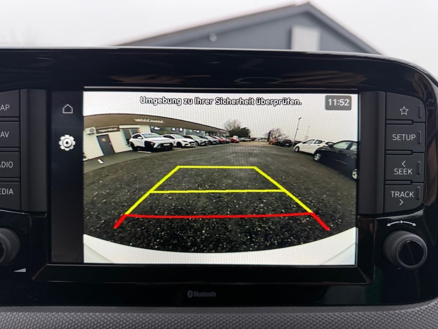 Fahrzeugabbildung Hyundai i10 FL 1.0 MT 2WD Trend Klima Parksensoren