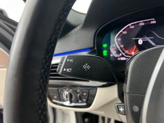 BMW 520i / M-PAKET EXCLUSIVE / 2.HD / NUR 53.tKM / BMW 520i / M-PAKET EXCLUSIVE / 2.HD / NUR 53.tKM /
