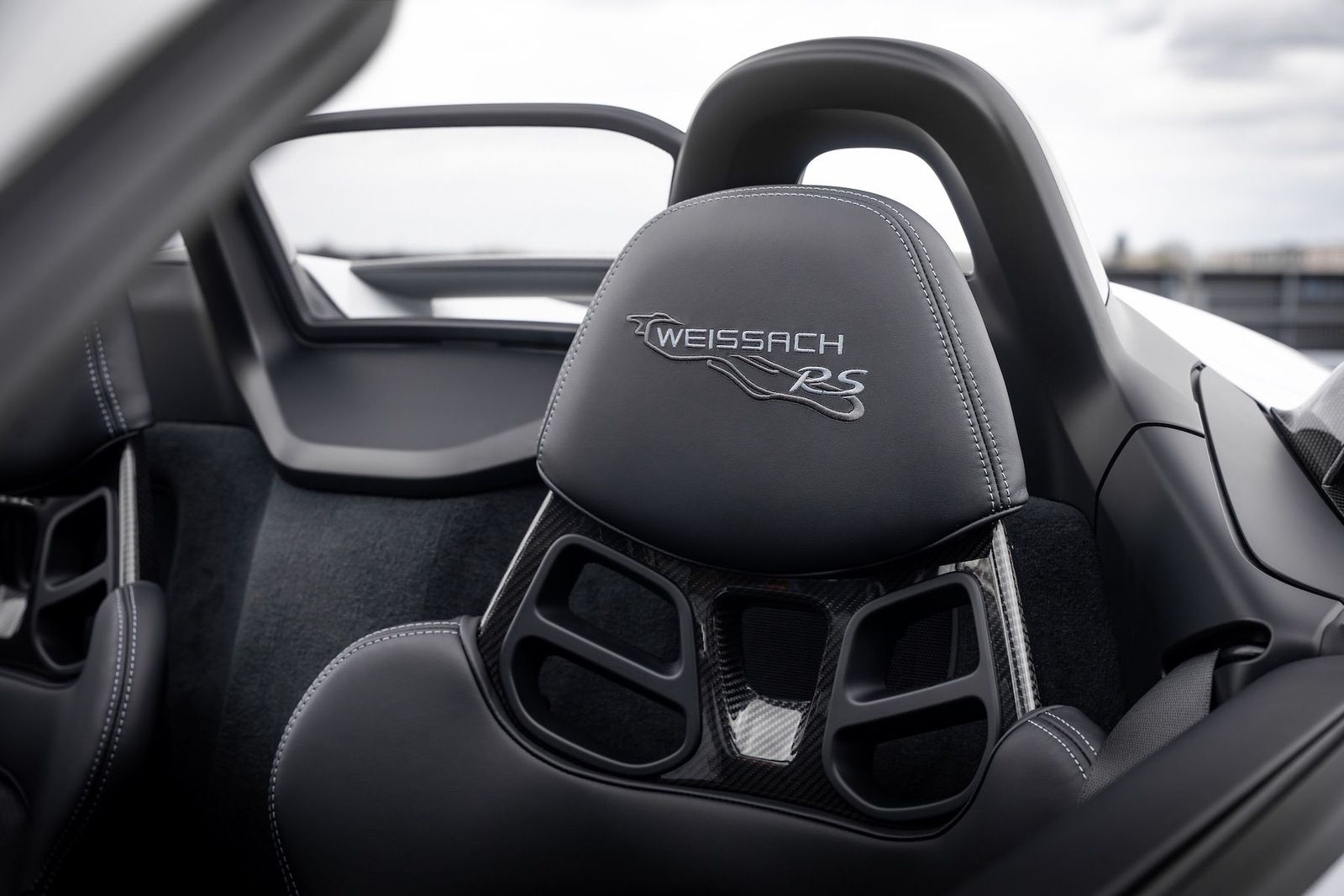 Fahrzeugabbildung Porsche Boxster 718 Spyder RS WEISSACH|KAMERA|LIFT|MWST.