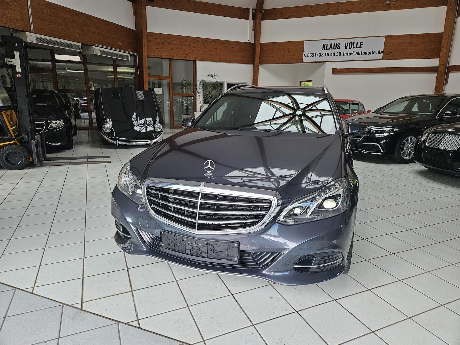 Mercedes-Benz E 200 T Elegance LED Navi Sitzh. Klima PDC AHK
