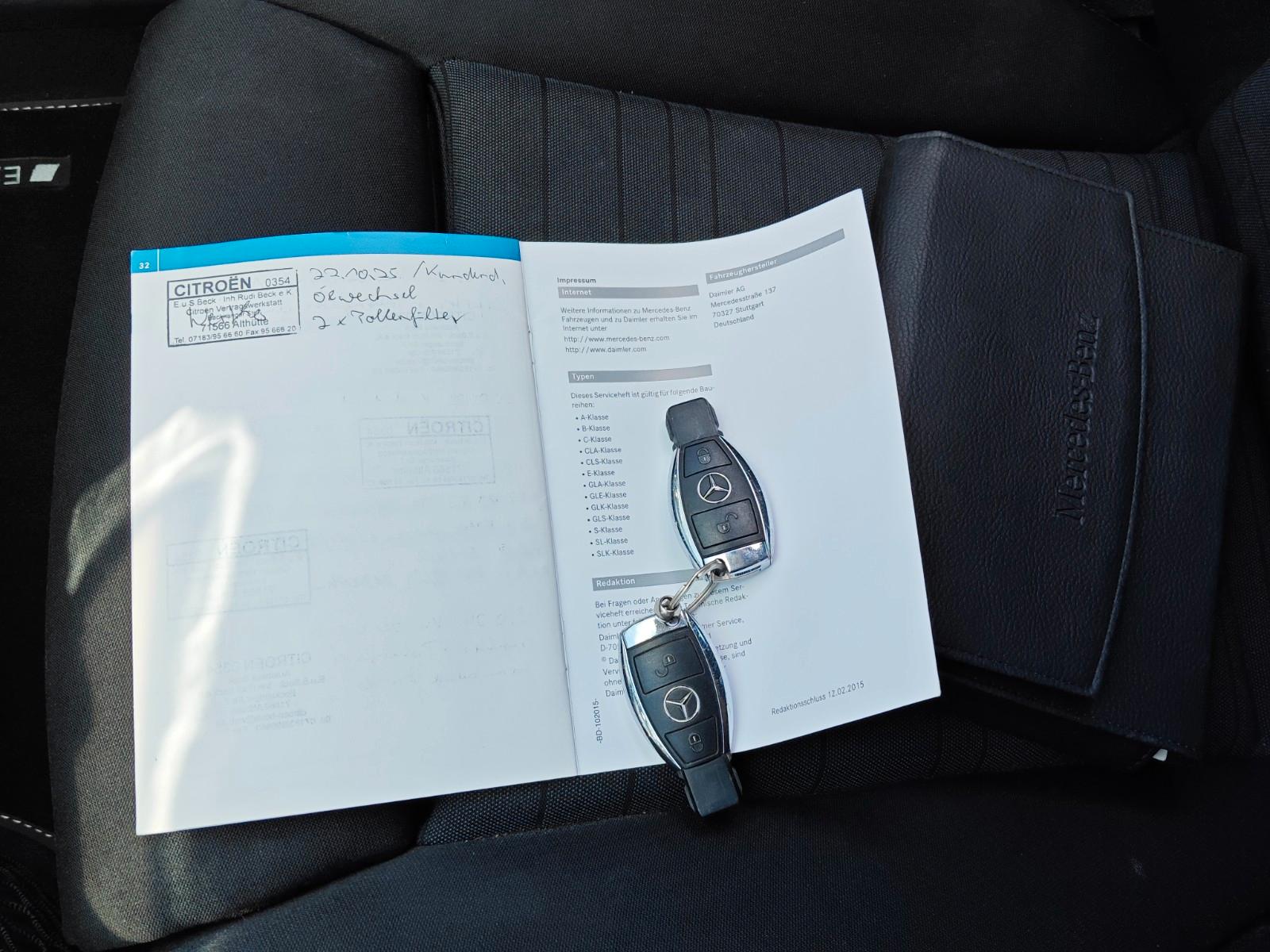 Mercedes-Benz C200 2015 — photo 12