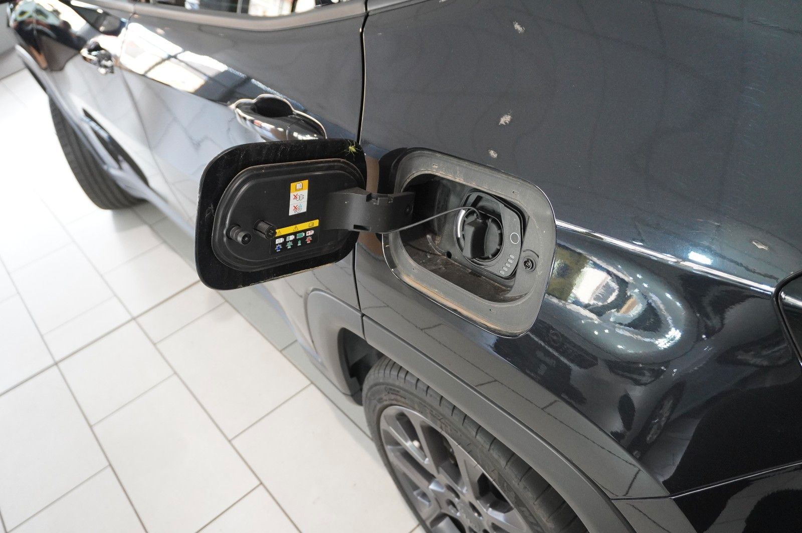 Fahrzeugabbildung Jeep Compass S 1.3T-GDI PHEV AWD SPORT NAVI/SH/KAMERA